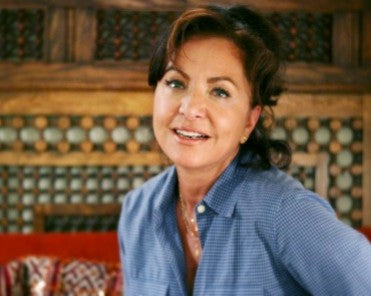 yasmine-djerradine-skin-care-expert